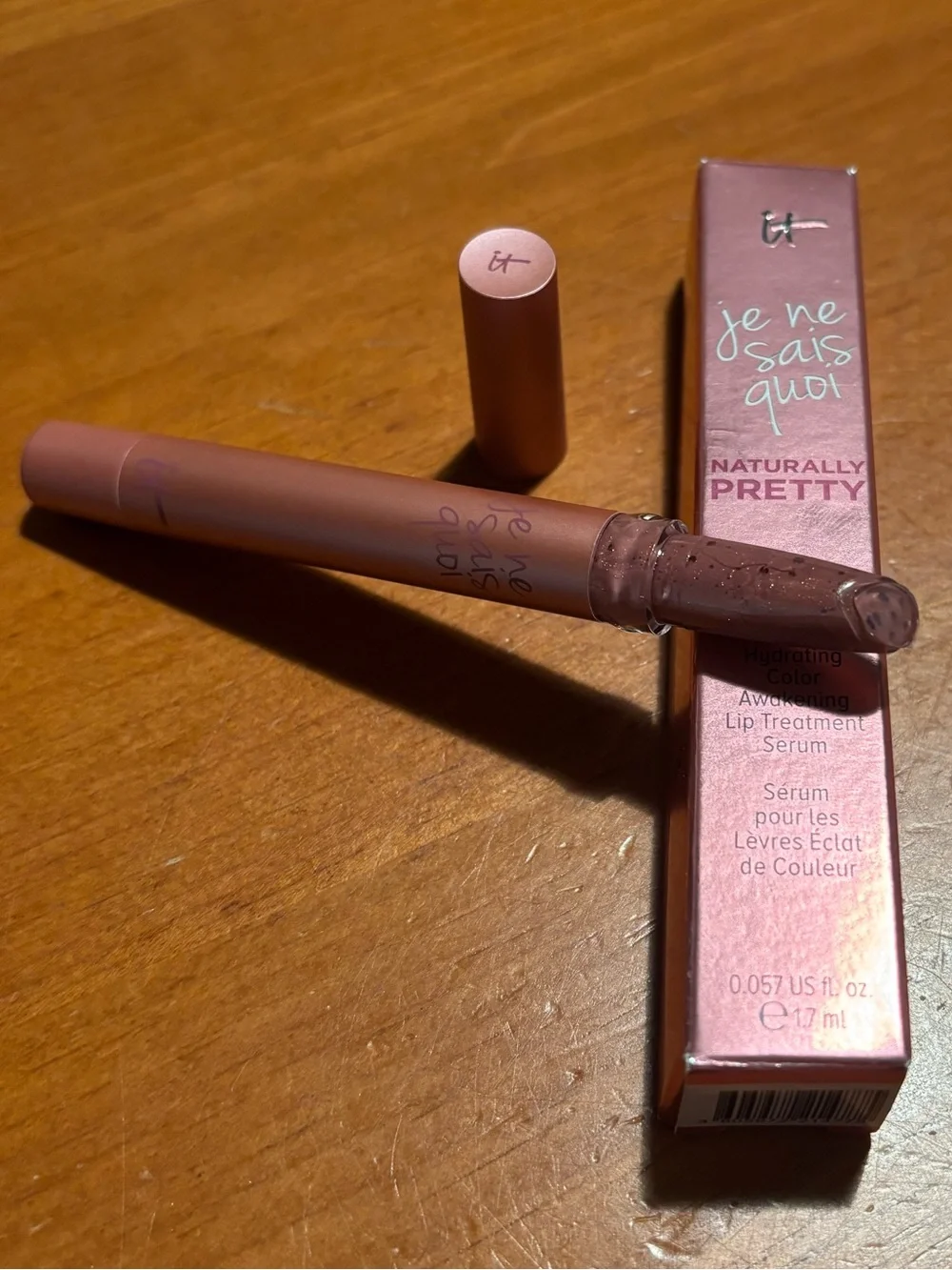 IT Cosmetics Je Ne Sais Quoi Hydrating Color Awakening Lip Treatment Serum